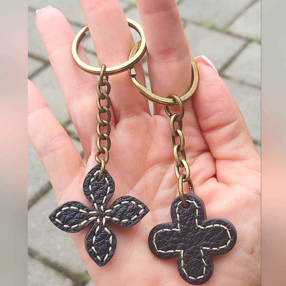 Anthropologie Handsewn Black Leather Flower Keychain Set